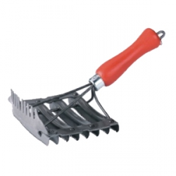 Металлический скребок ADLUS, 8 рядный для КРС и ЛОШАДЕЙ